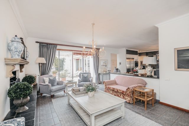 5 Bedroom Property for Sale in Aurora Western Cape
